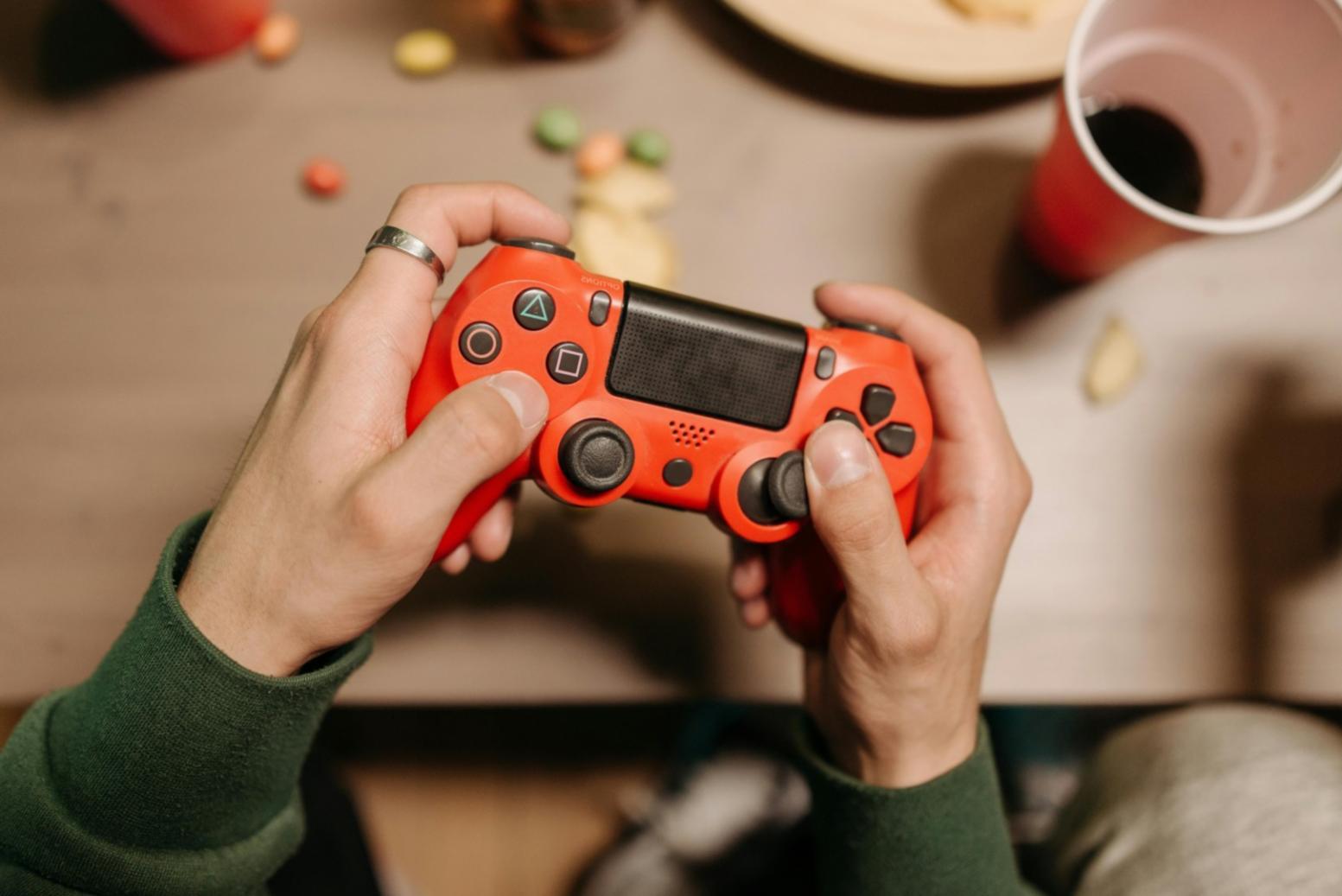 Esports pazarlama eğitimi alan öğrenciler